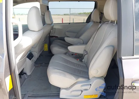 2013 Toyota Sienna Xle V6 8 Passenger from USA, damaged, VIN 5TDYK3DC2DS356018